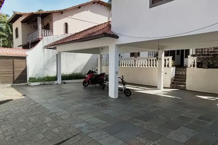 Casa de condomínio para alugar com 722m², 5 quartos e 5 vagas Casa de condomínio para alugar com 722m², 5 quartos e 5 vagasÁrea comum - Garagem