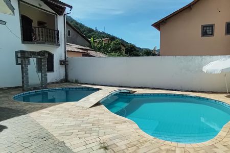 Casa de condomínio para alugar com 722m², 5 quartos e 5 vagas Casa de condomínio para alugar com 722m², 5 quartos e 5 vagasÁrea comum - Piscina