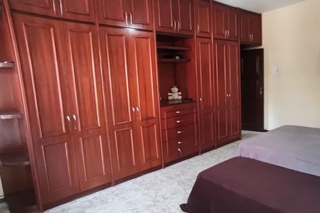 Casa de condomínio para alugar com 722m², 5 quartos e 5 vagas Casa de condomínio para alugar com 722m², 5 quartos e 5 vagasSuíte 3