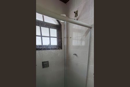 Casa de condomínio para alugar com 722m², 5 quartos e 5 vagas Casa de condomínio para alugar com 722m², 5 quartos e 5 vagasBanheiro da Edicula