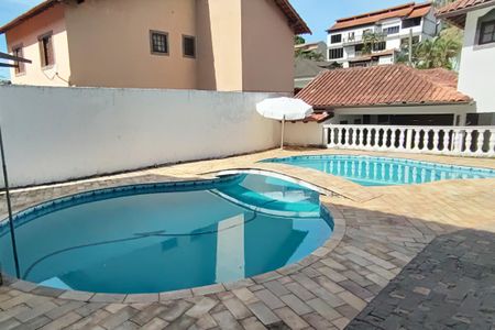 Casa de condomínio para alugar com 722m², 5 quartos e 5 vagas Casa de condomínio para alugar com 722m², 5 quartos e 5 vagasÁrea comum - Piscina