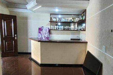 Casa de condomínio para alugar com 722m², 5 quartos e 5 vagas Casa de condomínio para alugar com 722m², 5 quartos e 5 vagasSaleta