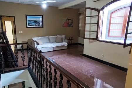 Casa de condomínio para alugar com 722m², 5 quartos e 5 vagas Casa de condomínio para alugar com 722m², 5 quartos e 5 vagasSaleta