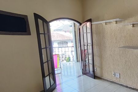 Casa de condomínio para alugar com 722m², 5 quartos e 5 vagas Casa de condomínio para alugar com 722m², 5 quartos e 5 vagasCloset da Suíte 3