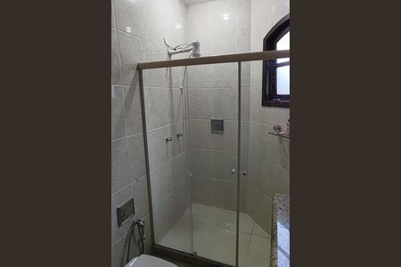 Casa de condomínio para alugar com 722m², 5 quartos e 5 vagas Casa de condomínio para alugar com 722m², 5 quartos e 5 vagasBanheiro da Suíte 2