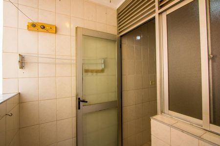 Apartamento para alugar com 69m², 3 quartos e 1 vagaÁrea de serviço