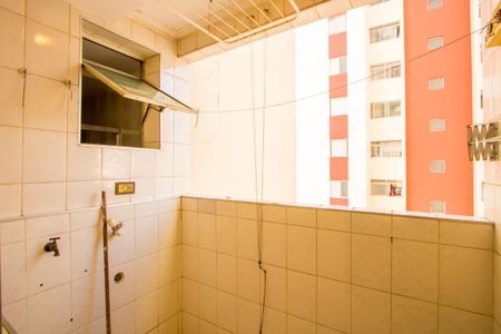 Apartamento para alugar com 69m², 3 quartos e 1 vagaÁrea de serviço