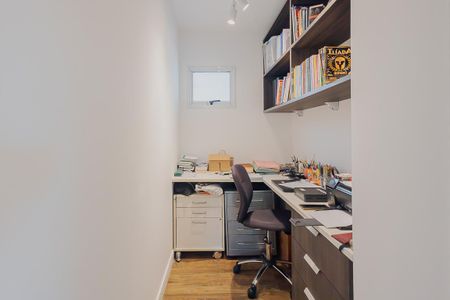 Apartamento à venda com 120m², 3 quartos e 2 vagas Escritório