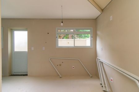 Casa de condomínio à venda com 76m², 2 quartos e 2 vagasCozinha