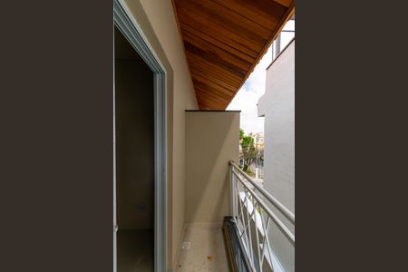 Casa de condomínio à venda com 76m², 2 quartos e 2 vagasVaranda da Suíte 1