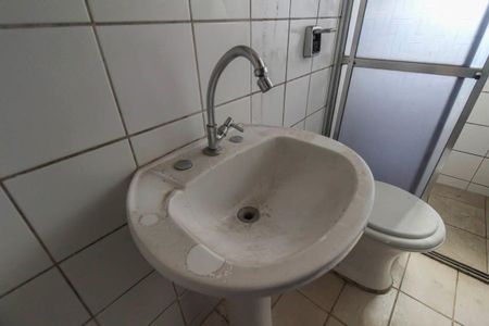 Casa à venda com 110m², 2 quartos e 1 vagaBanheiro