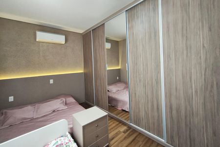 Casa de condomínio à venda com 381m², 4 quartos e 4 vagasQuarto Suíte