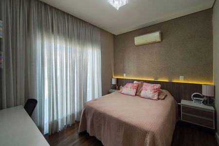 Casa de condomínio à venda com 381m², 4 quartos e 4 vagasQuarto Suíte 2