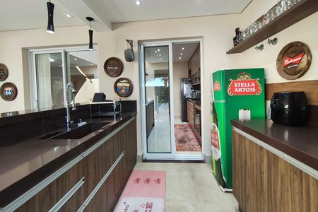 Casa de condomínio à venda com 381m², 4 quartos e 4 vagasÁrea gourmet