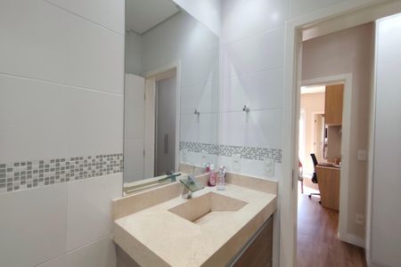 Casa de condomínio à venda com 381m², 4 quartos e 4 vagasBanheiro suíte 2