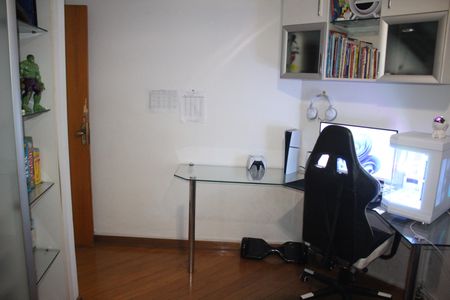 Apartamento à venda com 240m², 4 quartos e 2 vagasQuarto 1