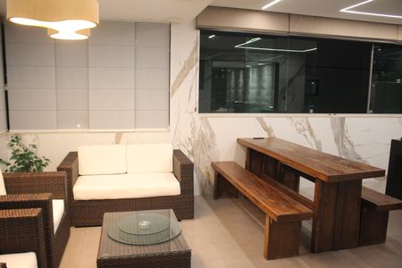 Apartamento à venda com 240m², 4 quartos e 2 vagasÁrea Gourmet