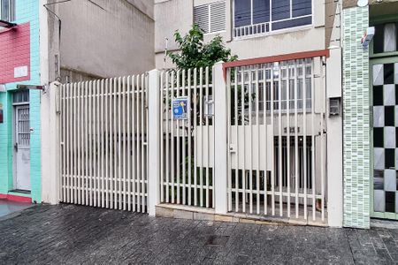 Apartamento para alugar com 71m², 2 quartos e sem vaga Apartamento para alugar com 71m², 2 quartos e sem vagaFachada