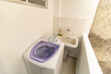 Apartamento para alugar com 71m², 2 quartos e sem vaga Apartamento para alugar com 71m², 2 quartos e sem vagaÁrea de Serviço