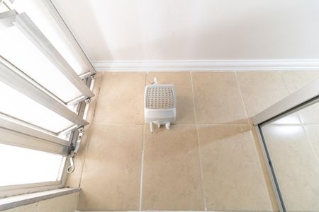 Apartamento para alugar com 71m², 2 quartos e sem vaga Apartamento para alugar com 71m², 2 quartos e sem vagaBanheiro