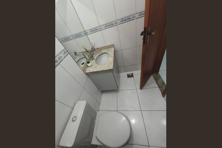 Casa à venda com 190m², 3 quartos e 2 vagasLavabo