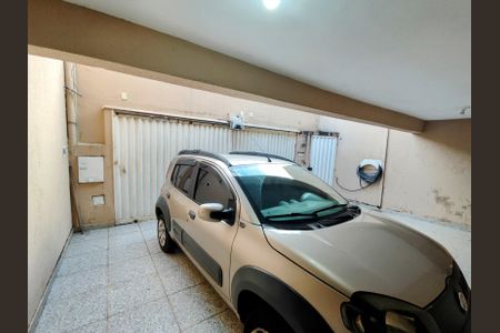 Casa à venda com 190m², 3 quartos e 2 vagasGaragem
