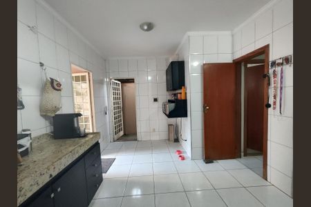 Casa à venda com 190m², 3 quartos e 2 vagasCozinha