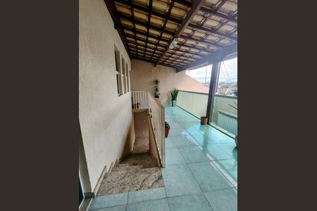 Casa à venda com 190m², 3 quartos e 2 vagasVaranda