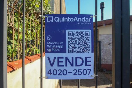 Casa à venda com 280m², 4 quartos e 6 vagasPlaquinha