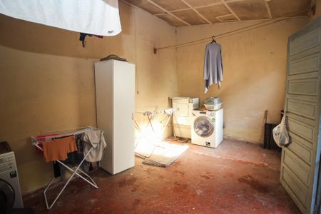 Casa à venda com 280m², 4 quartos e 6 vagasÁrea de Serviço