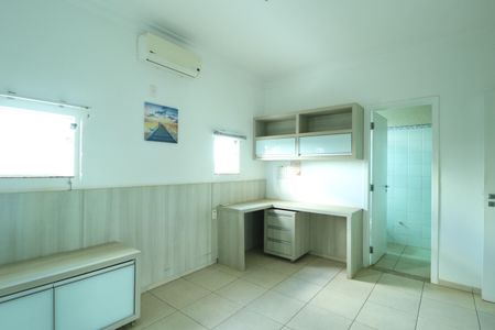 Casa para alugar com 237m², 5 quartos e 3 vagasQuarto 4 - Suíte