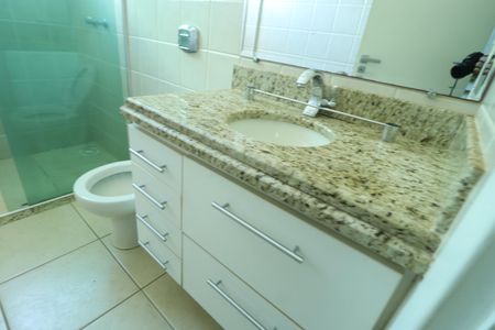 Casa para alugar com 237m², 5 quartos e 3 vagasBanheiro Social 2