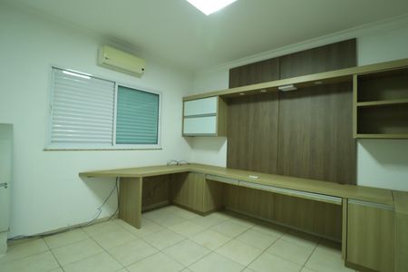 Casa para alugar com 237m², 5 quartos e 3 vagasQuarto 2