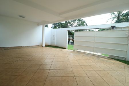 Casa para alugar com 237m², 5 quartos e 3 vagasGaragem