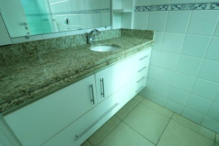 Casa para alugar com 237m², 5 quartos e 3 vagasBanheiro do Quarto 5