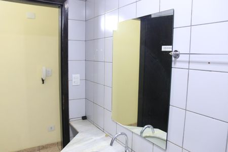 Casa para alugar com 80m², 3 quartos e 1 vagaBanheiro