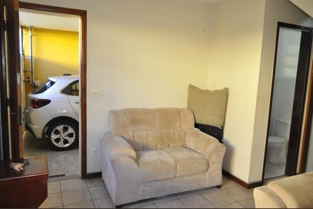 Casa de condomínio à venda com 100m², 3 quartos e 1 vagaSala