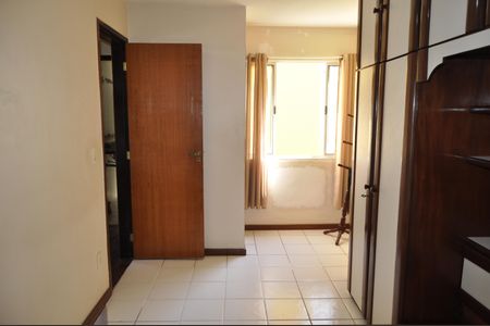 Casa de condomínio à venda com 100m², 3 quartos e 1 vagaSuíte