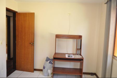 Casa de condomínio à venda com 100m², 3 quartos e 1 vagaQuarto 2