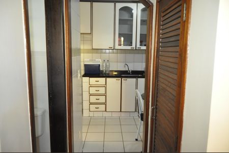 Casa de condomínio à venda com 100m², 3 quartos e 1 vagaCorredor