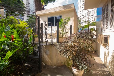 Apartamento à venda com 117m², 4 quartos e 1 vagaFachada e Portaria
