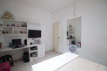 Apartamento à venda com 117m², 4 quartos e 1 vagaQuarto 2