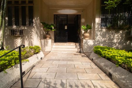 Apartamento à venda com 117m², 4 quartos e 1 vagaFachada e Portaria