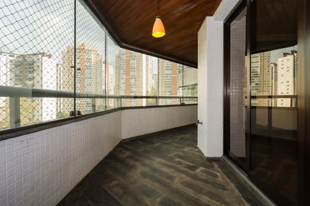 Apartamento para alugar com 197m², 3 quartos e 3 vagasVaranda da Sala