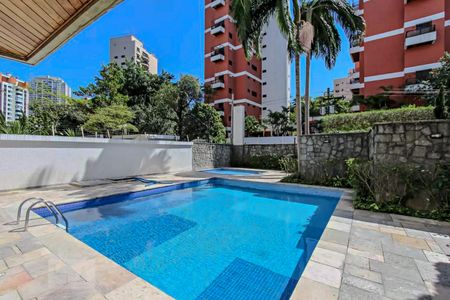 Apartamento para alugar com 197m², 3 quartos e 3 vagasÁrea comum - Piscina