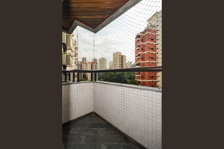 Apartamento para alugar com 197m², 3 quartos e 3 vagasVaranda da Suíte 1