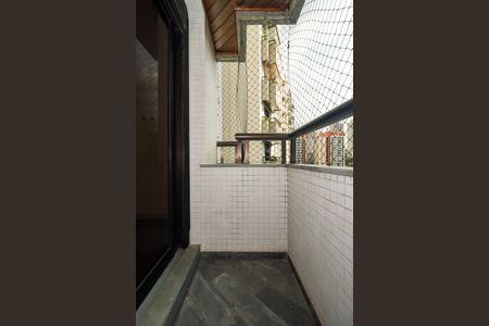 Apartamento para alugar com 197m², 3 quartos e 3 vagasVaranda da Suíte 1