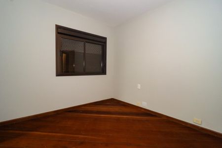 Apartamento para alugar com 197m², 3 quartos e 3 vagasSuíte 2