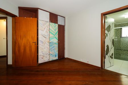 Apartamento para alugar com 197m², 3 quartos e 3 vagasSuíte 2