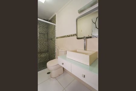 Apartamento para alugar com 197m², 3 quartos e 3 vagasBanheiro da Suíte 2